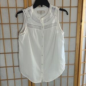 LOFT White Sleeveless Blouse with Lace Detail